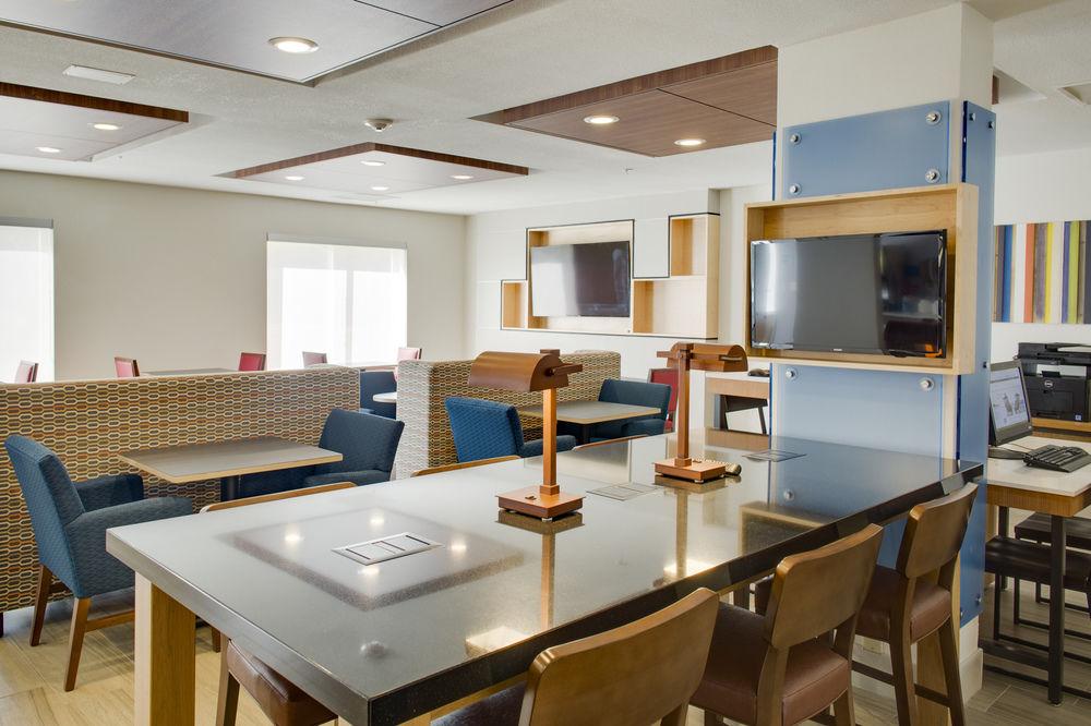 Holiday Inn Express Hotel & Suites Chickasha By Ihg Eksteriør billede