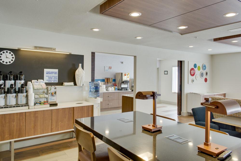 Holiday Inn Express Hotel & Suites Chickasha By Ihg Eksteriør billede