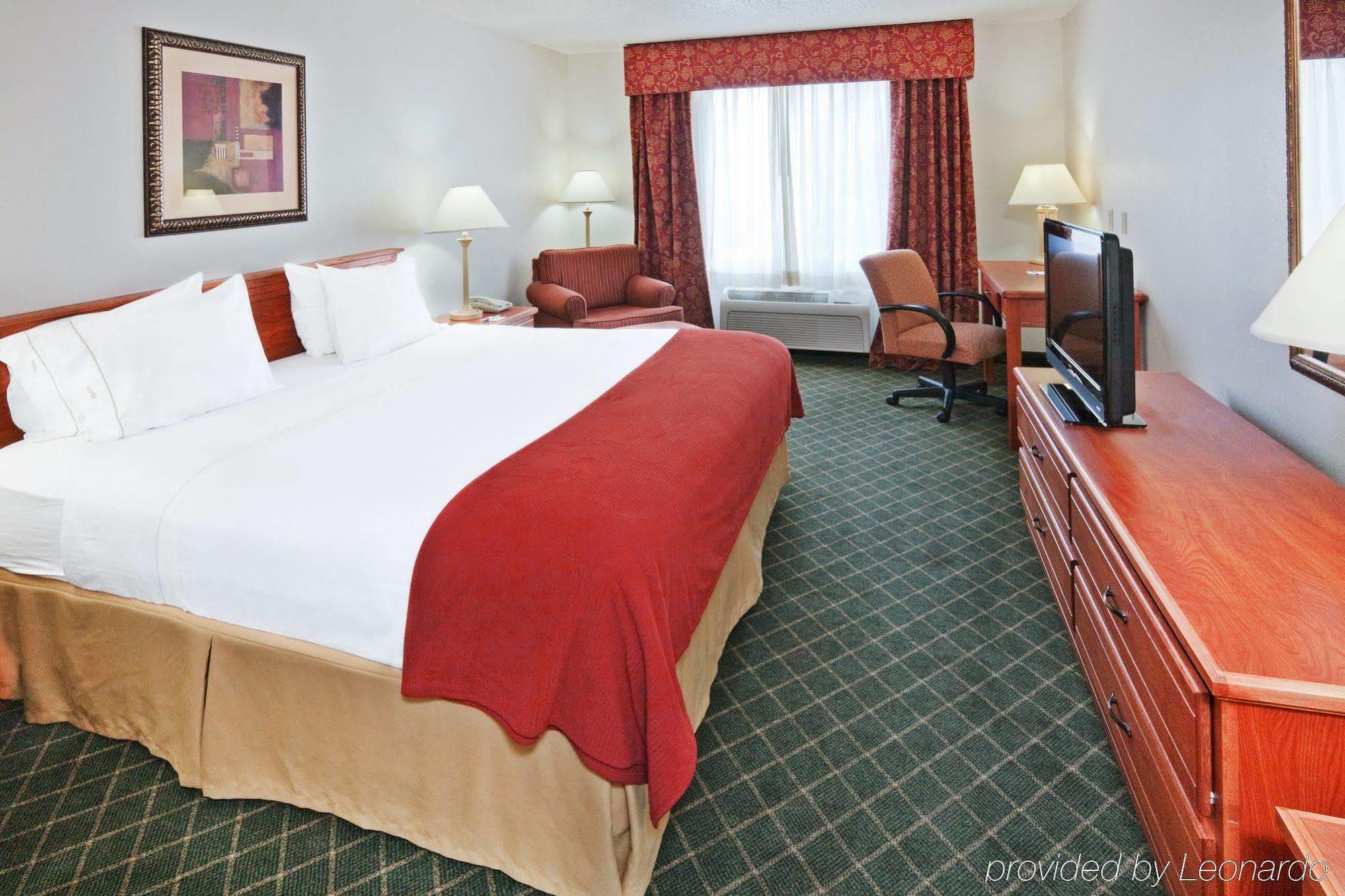 Holiday Inn Express Hotel & Suites Chickasha By Ihg Eksteriør billede
