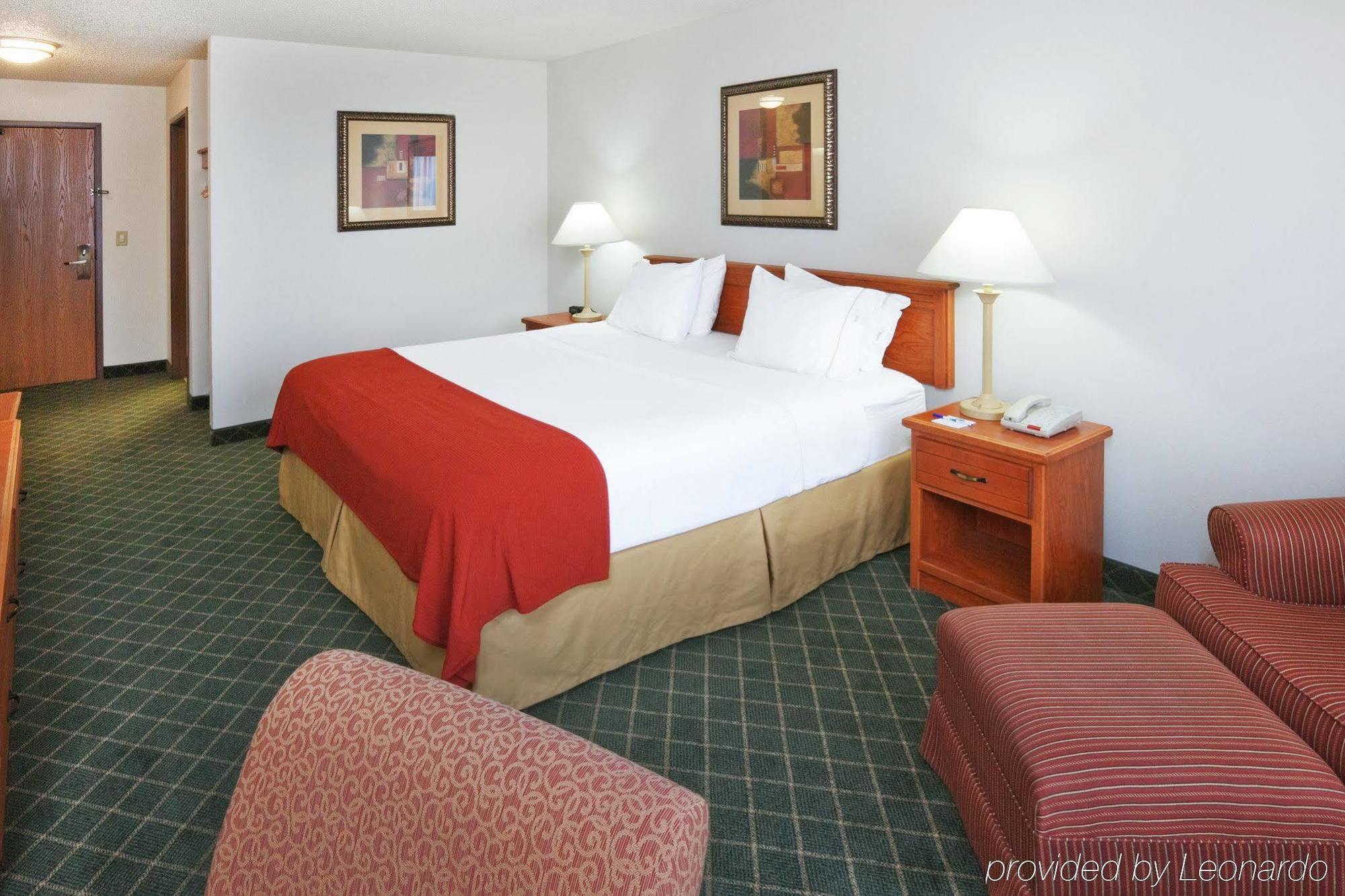 Holiday Inn Express Hotel & Suites Chickasha By Ihg Eksteriør billede